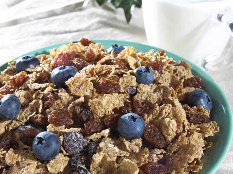 Cereal and Fruit - Breakfast Ideas for Busy Mornings