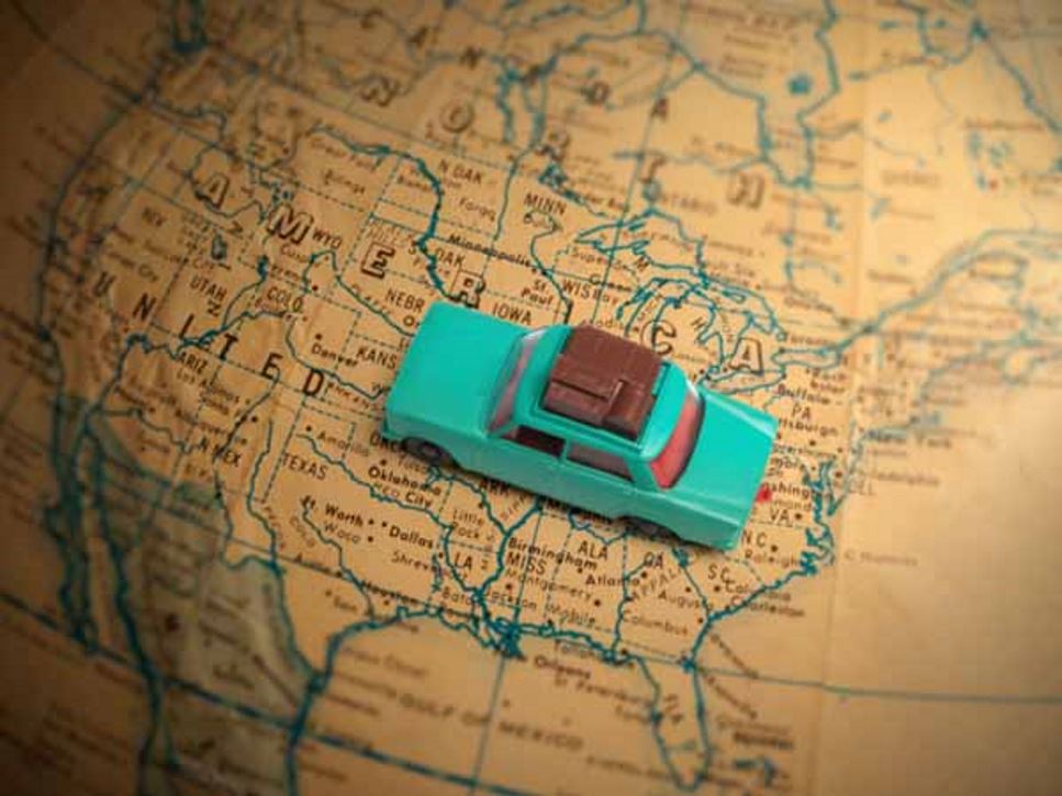 Car Driving across U.S. - Quick Guide to Food Safety While Traveling in the U.S