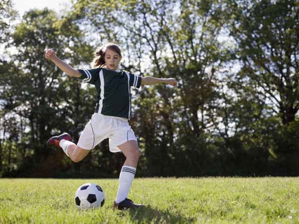 Teen Nutrition for Fall Sports