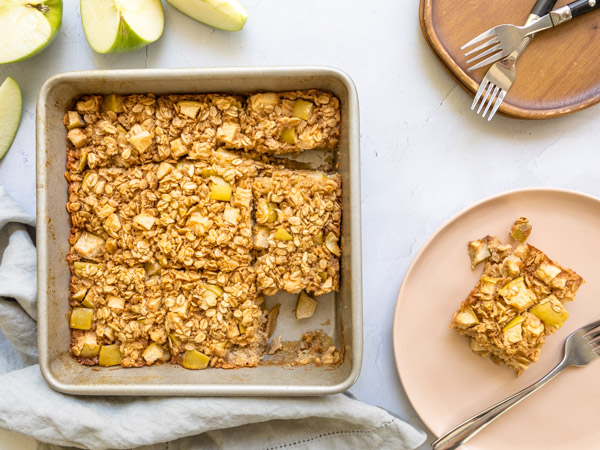 Apple Cinnamon Baked Oatmeal