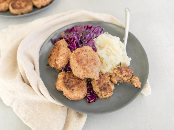 frikadellerdanishmeatballsrecipe_600x450 /upload/thumbnail1/2025/2/24/197359/thumb2