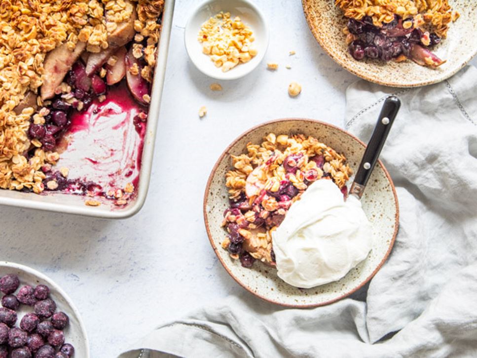 Pear Berry Breakfast Crisp