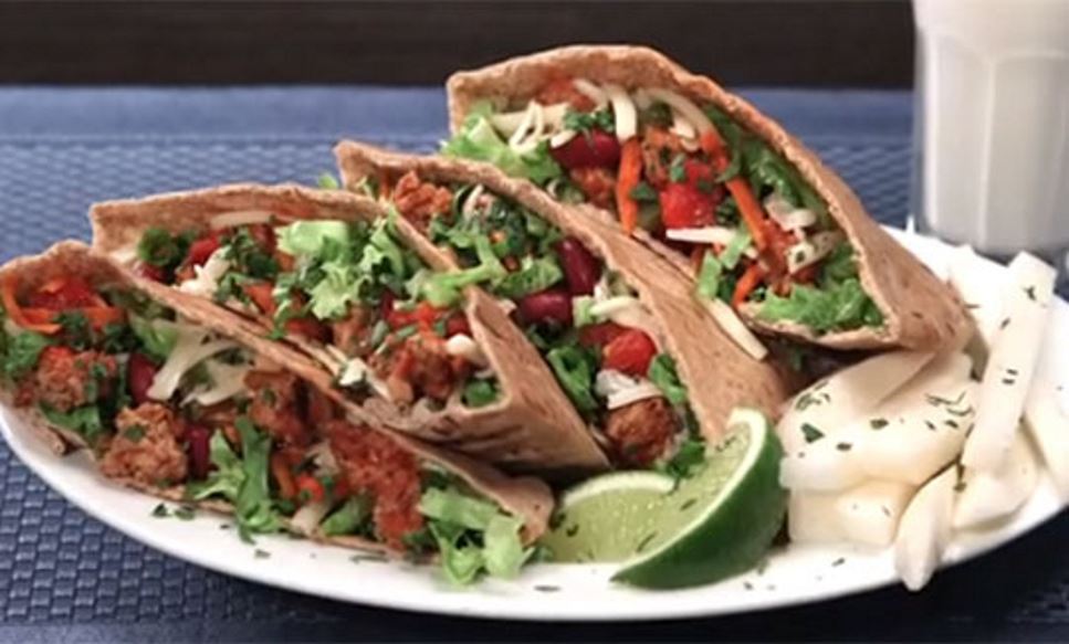 Spicy Chili Turkey Pitas